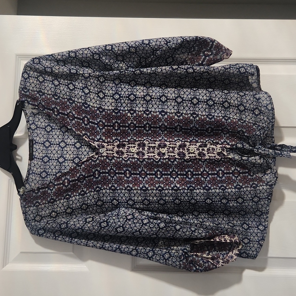 West Kei Blouse! Medium
